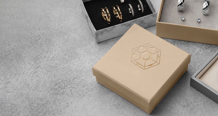 How to Choose the Right Custom Jewelry Box for Your Brand